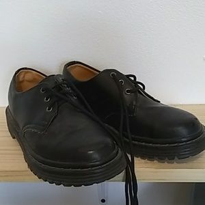 3/12 SALE Sketchers Vintage? Leather Loafers sz 3